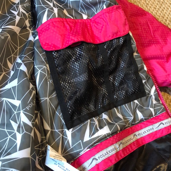 Snow Jacket - Picture 10 of 13